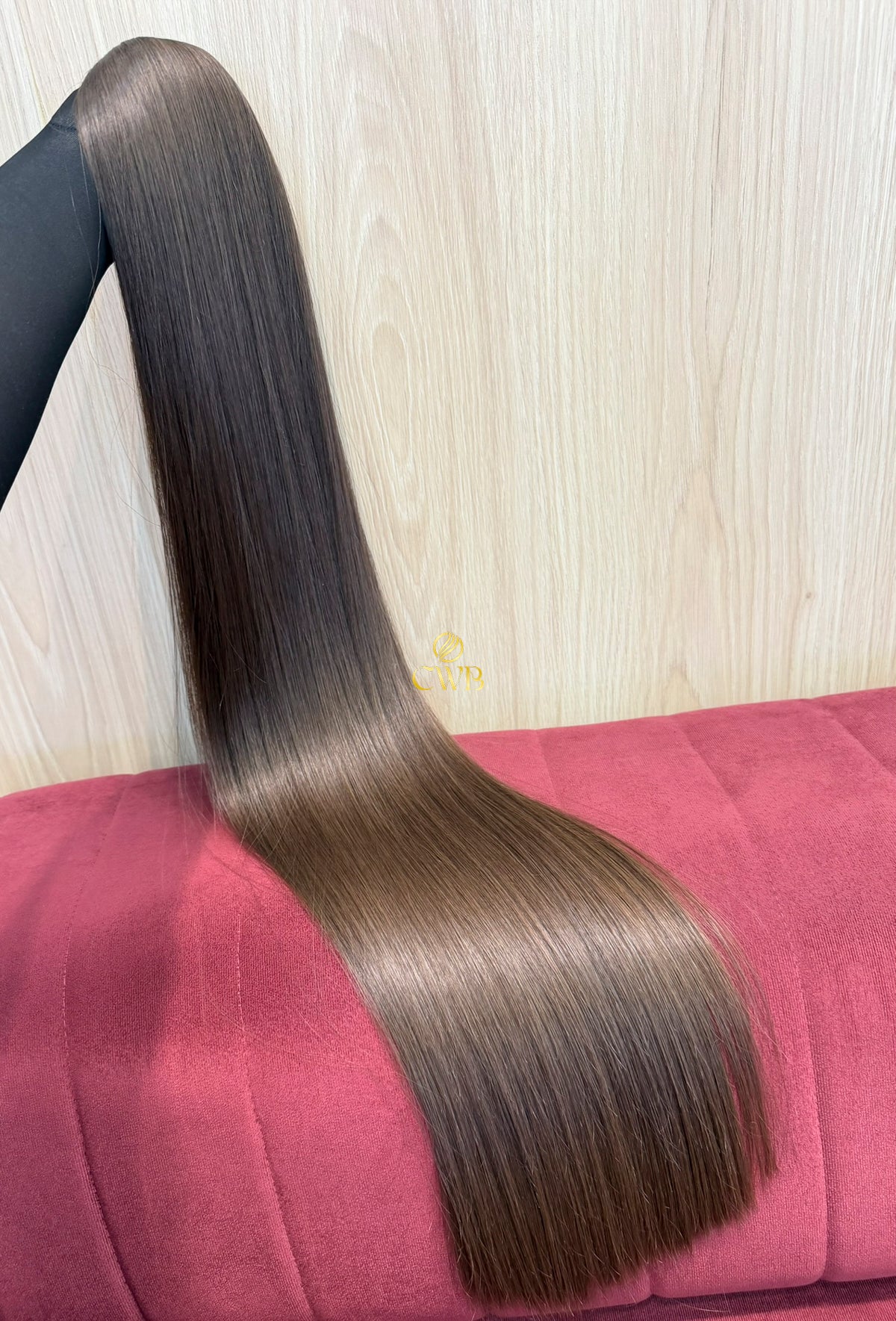 Cabelo humano natural loiro escuro liso 103cm 202g — mega hair peça única CWB, vista de trás