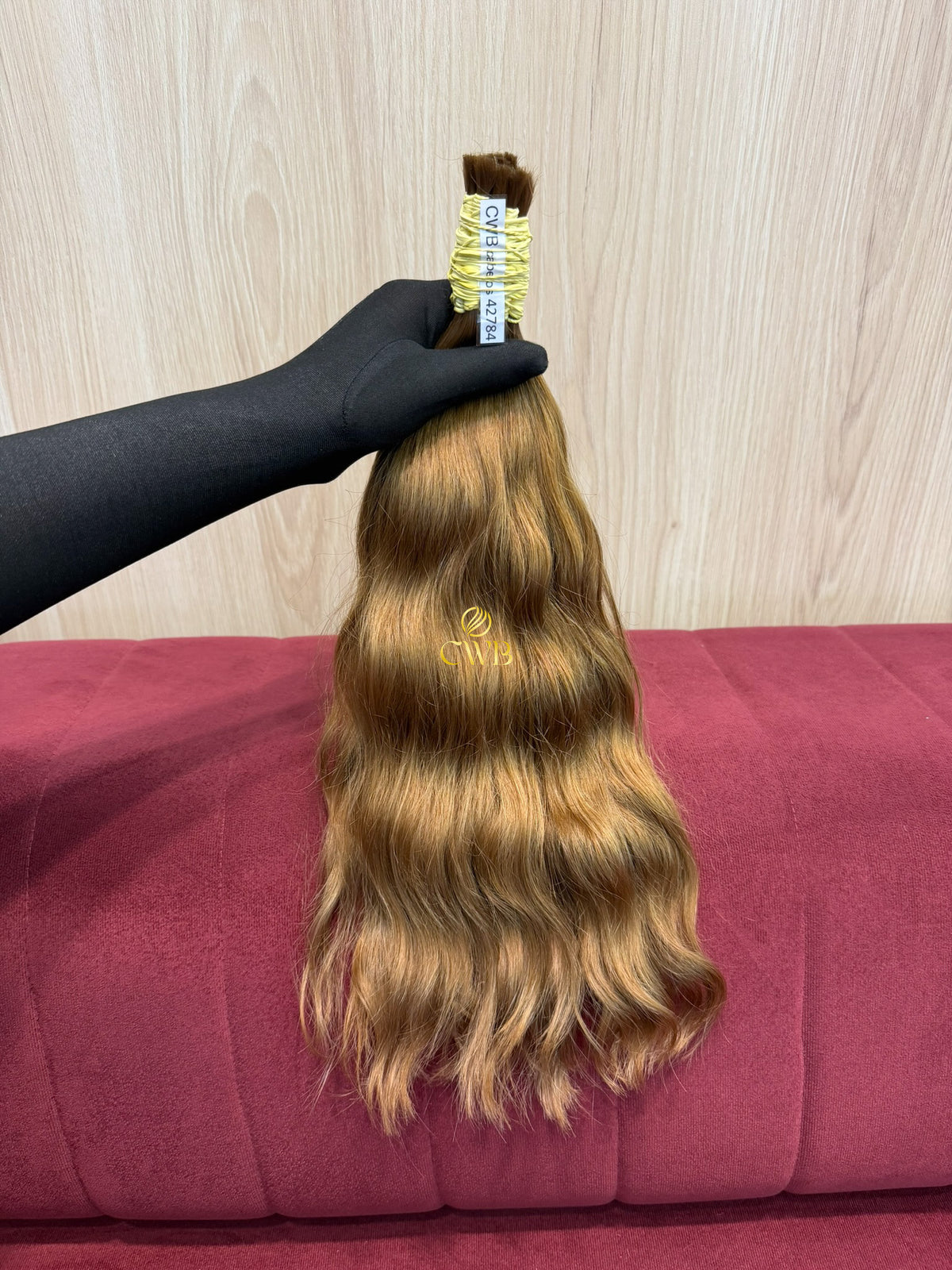 Cabelo loiro claro 45cm sendo medido — 153g brasileiro do Sul