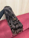 Cabelo humano natural castanho médio ondulado 59cm 224g — mega hair peça única CWB, vista de trás
