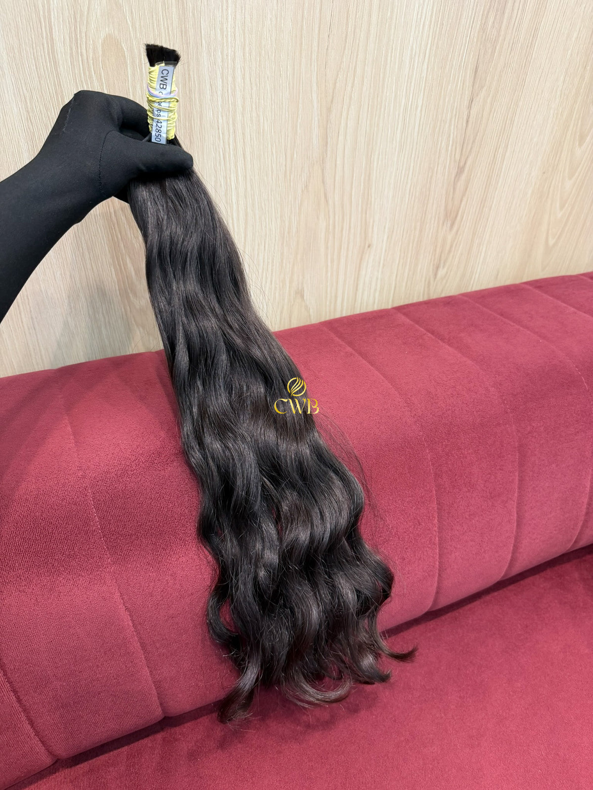 Cabelo castanho escuro 59cm sendo medido — 91g brasileiro do Sul