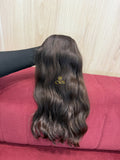 Cabelo humano natural castanho médio ondulado 50cm 193g — mega hair peça única CWB, vista de trás
