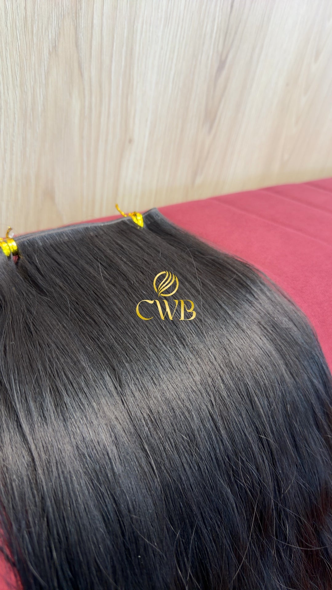 Cabelo castanho escuro 64cm sendo medido — 193g brasileiro do Sul