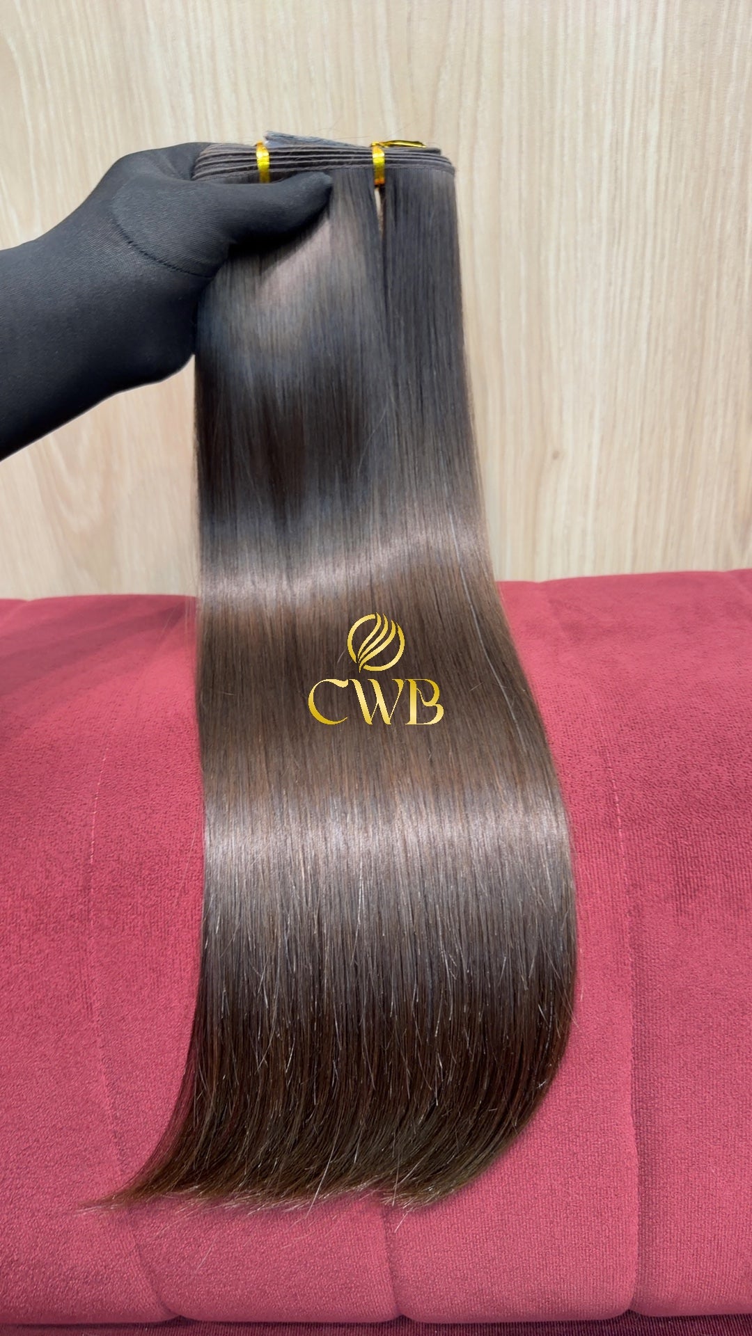 Cabelo humano natural loiro escuro liso 48cm 127g — mega hair peça única CWB, vista de trás