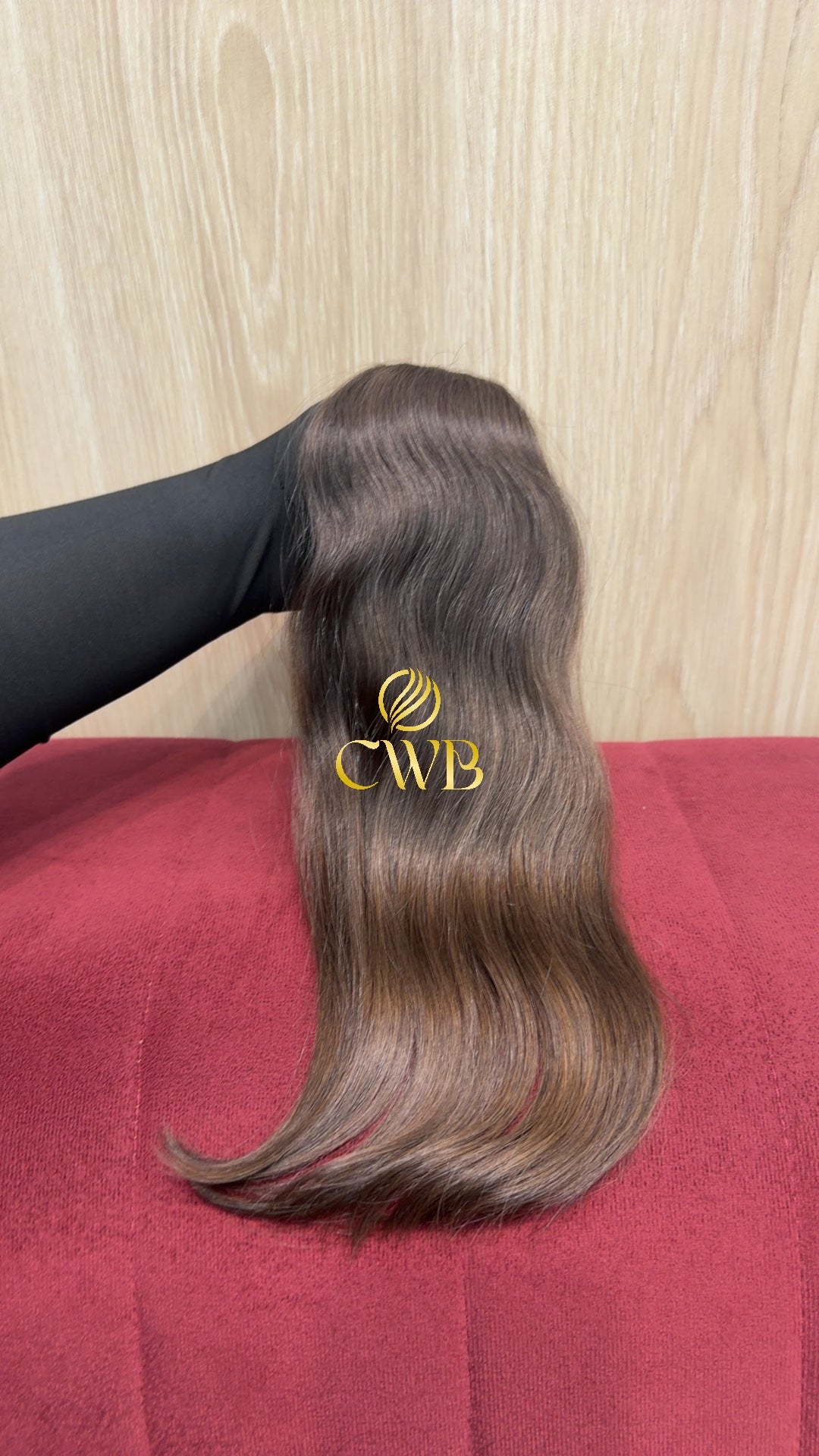 Cabelo humano natural castanho claro liso 41cm 47g — mega hair peça única CWB, vista de trás
