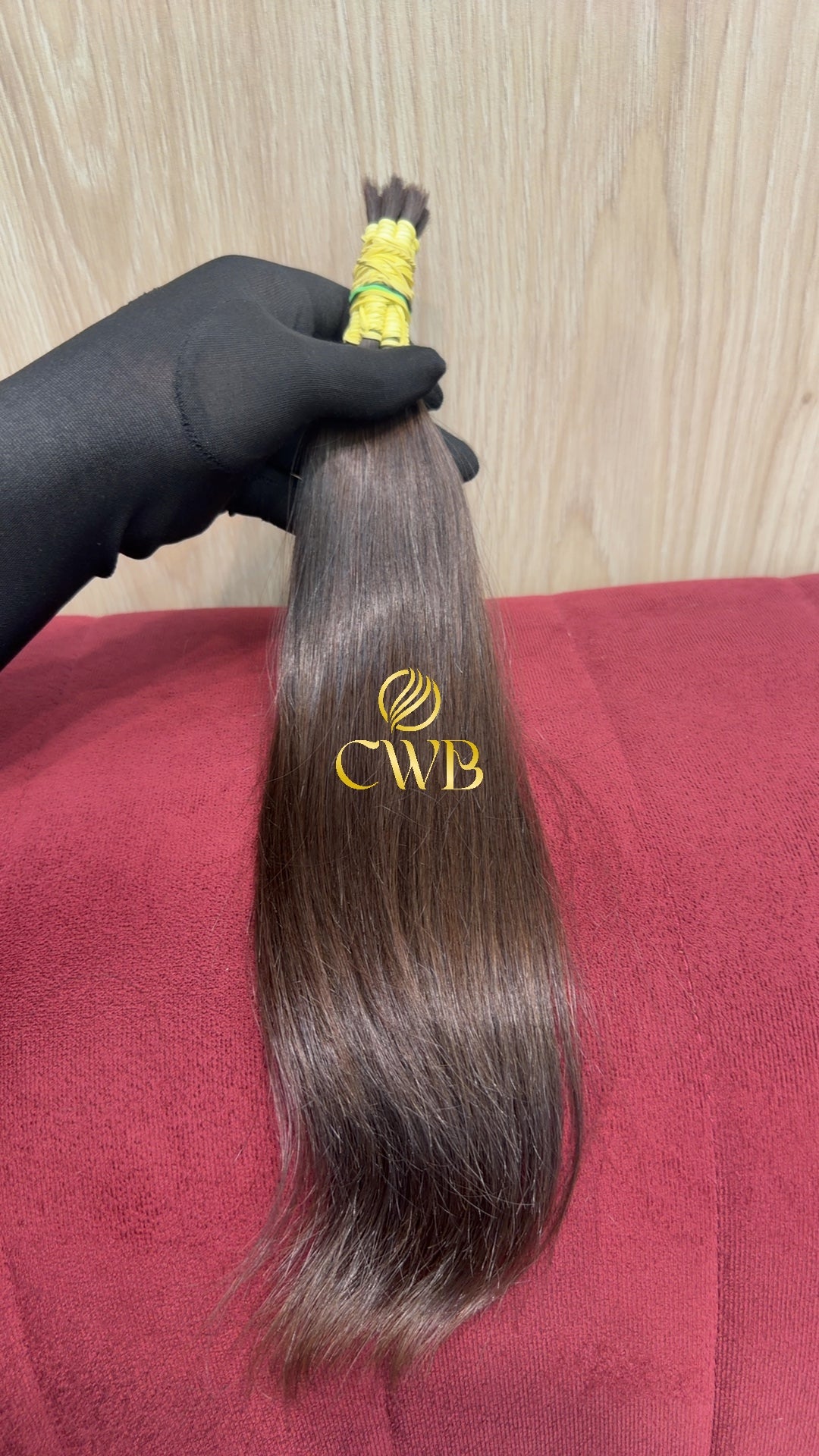 Cabelo castanho claro 38cm sendo medido — 39g brasileiro do Sul