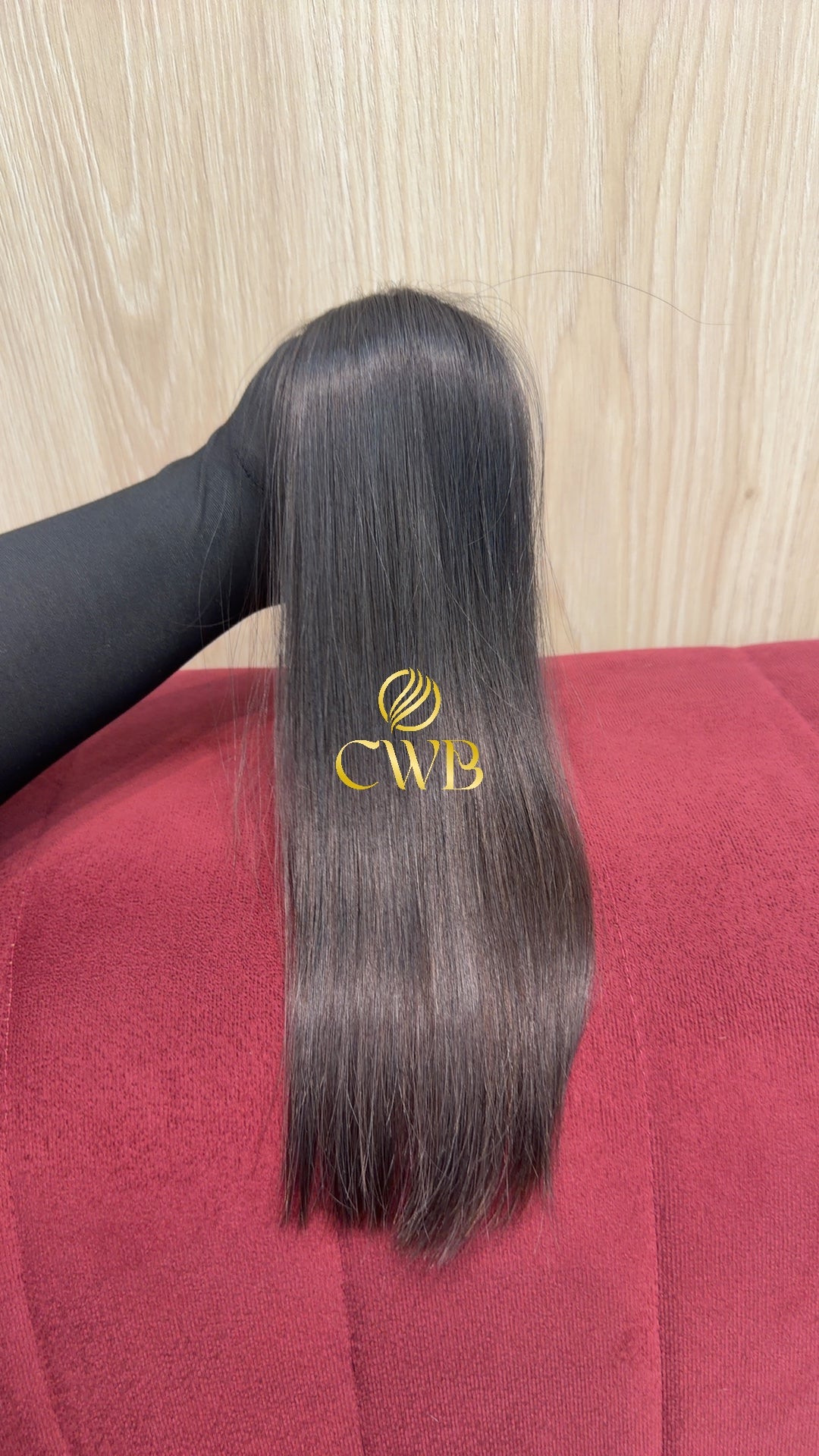 Cabelo humano natural castanho médio liso 41cm 38g — mega hair peça única CWB, vista de trás