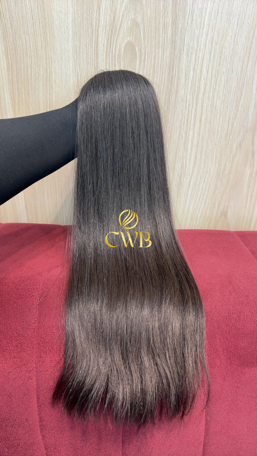 Cabelo humano natural castanho escuro liso 55cm 112g — mega hair peça única CWB, vista de trás