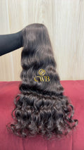 Cabelo humano natural castanho escuro ondulado 51cm 117g — mega hair peça única CWB, vista de trás