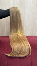 Cabelo humano natural loiro descolorido moreno iluminado liso 63cm 159g — mega hair peça única CWB, vista de trás