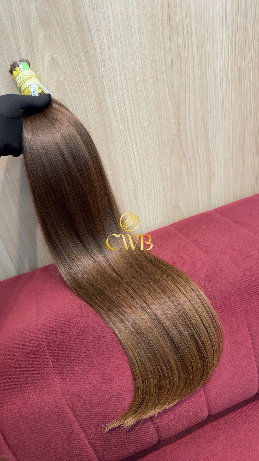 Textura do mega hair loiro médio liso natural CWB — peça única
