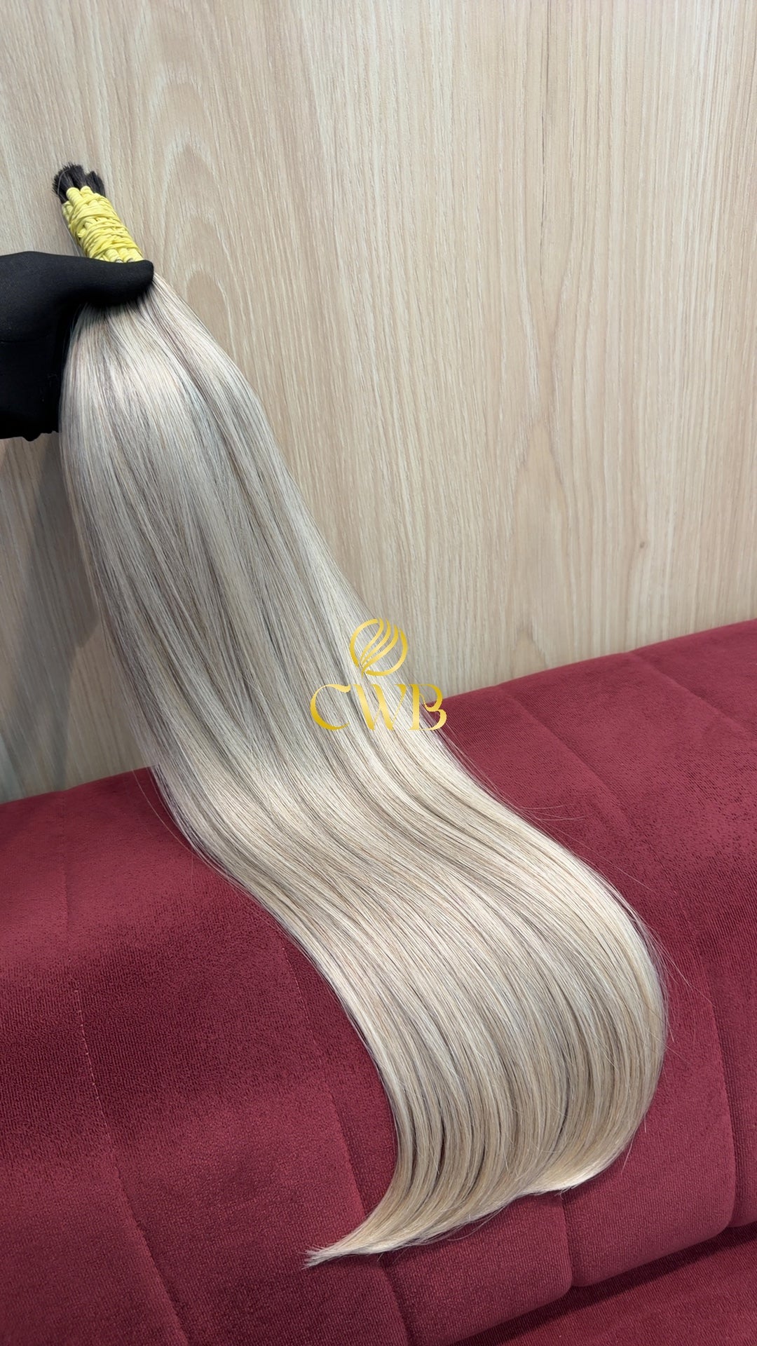 Cabelo loiro descolorido mesclado natural 64cm 133g — CWB Cabelos Humanos