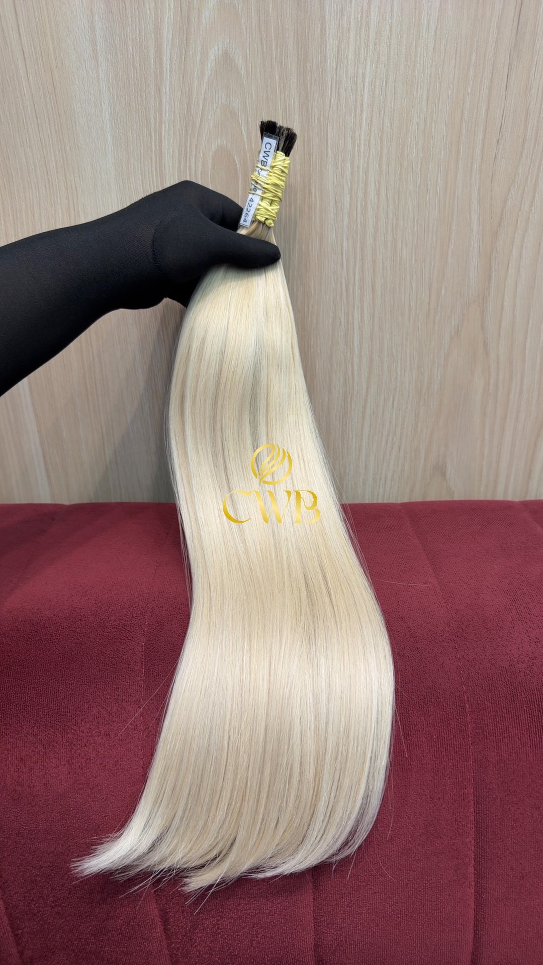 Cabelo loiro descolorido global 53cm sendo medido — 82g brasileiro do Sul