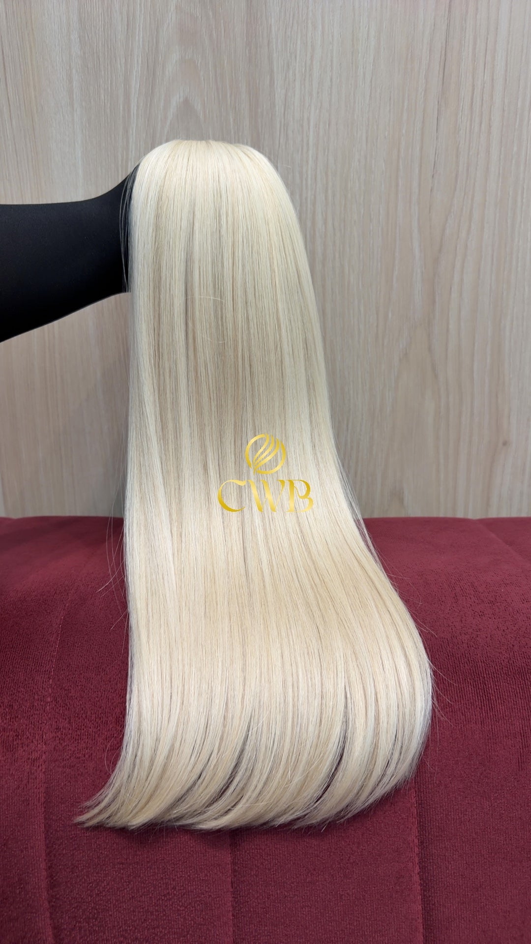Cabelo humano natural loiro descolorido global liso 56cm 116g — mega hair peça única CWB, vista de trás