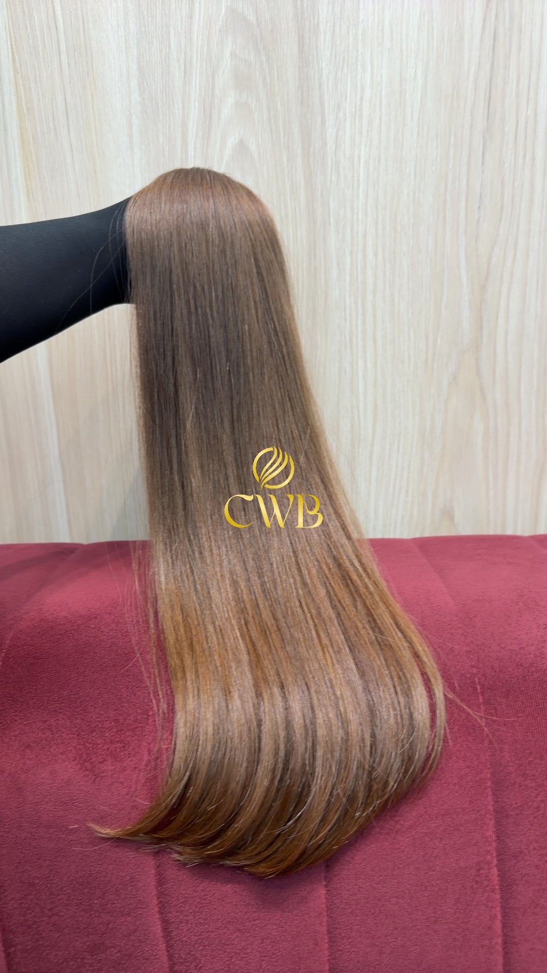 Cabelo loiro claro 58cm sendo medido — 122g brasileiro do Sul