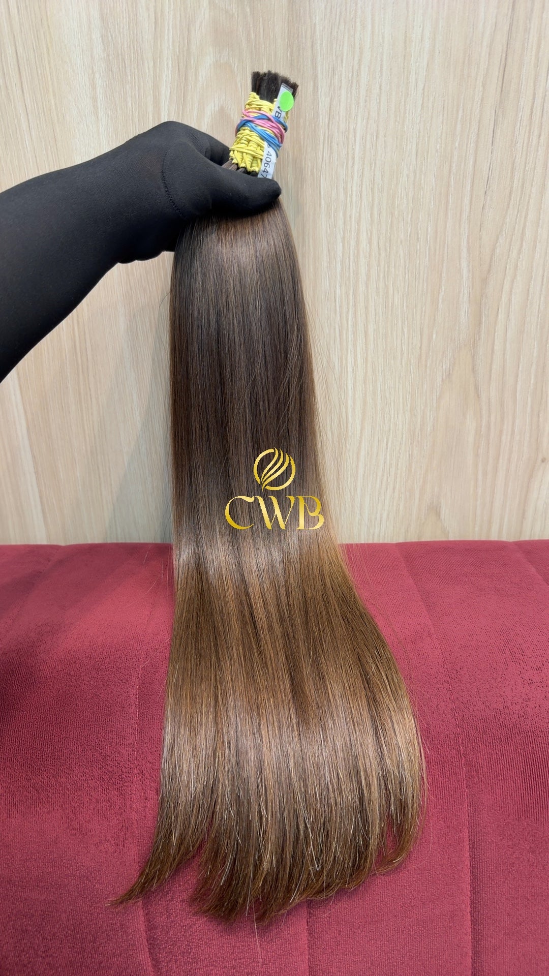 Mega hair loiro médio liso 64cm — peça exclusiva CWB