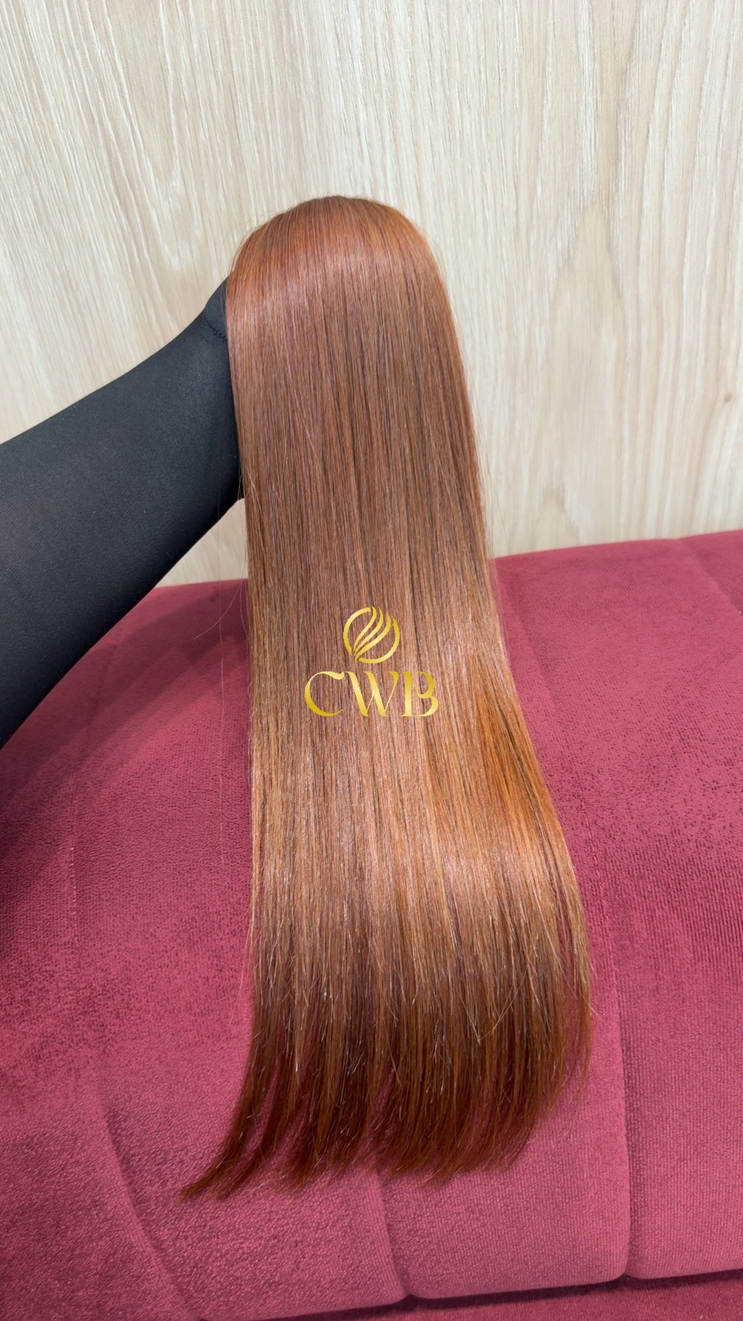 Cabelo ruivo claro 48cm sendo medido — 43g brasileiro do Sul