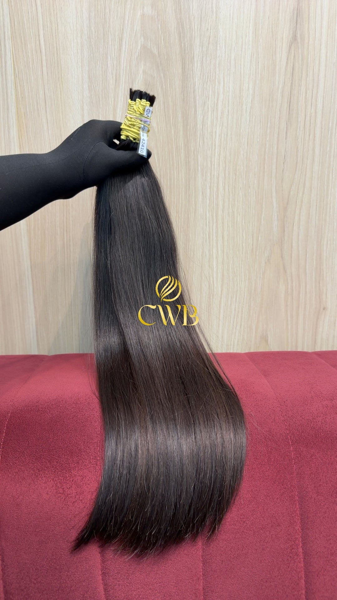 Textura do mega hair castanho escuro liso natural CWB — peça única