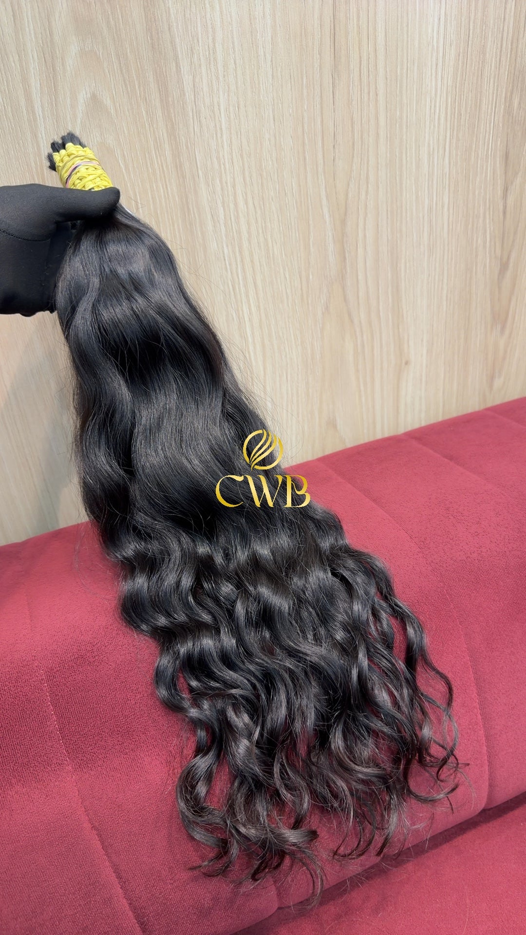 Cabelo castanho escuro natural 59cm 147g — CWB Cabelos Humanos