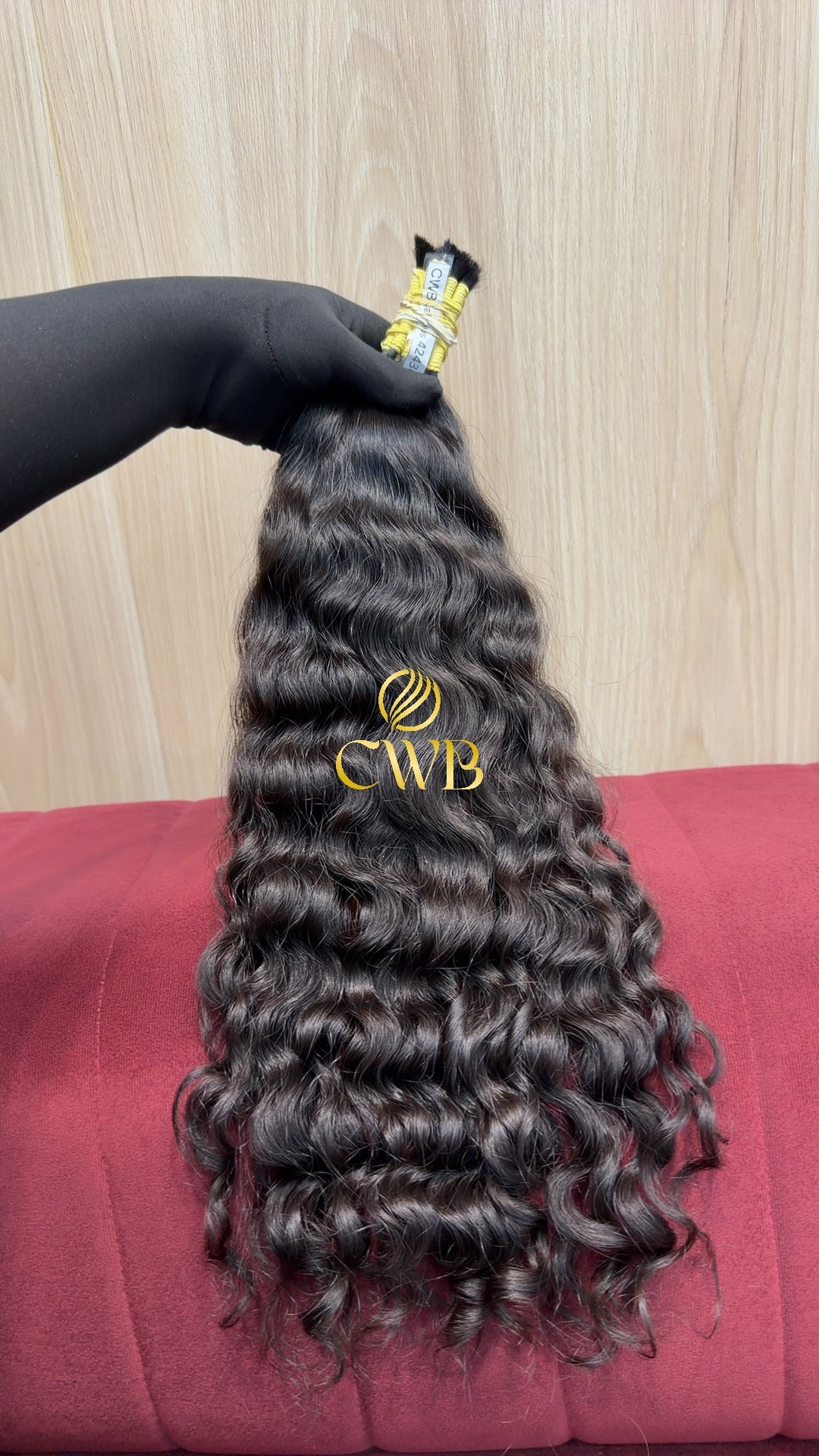 Cabelo castanho escuro 53cm sendo medido — 125g brasileiro do Sul