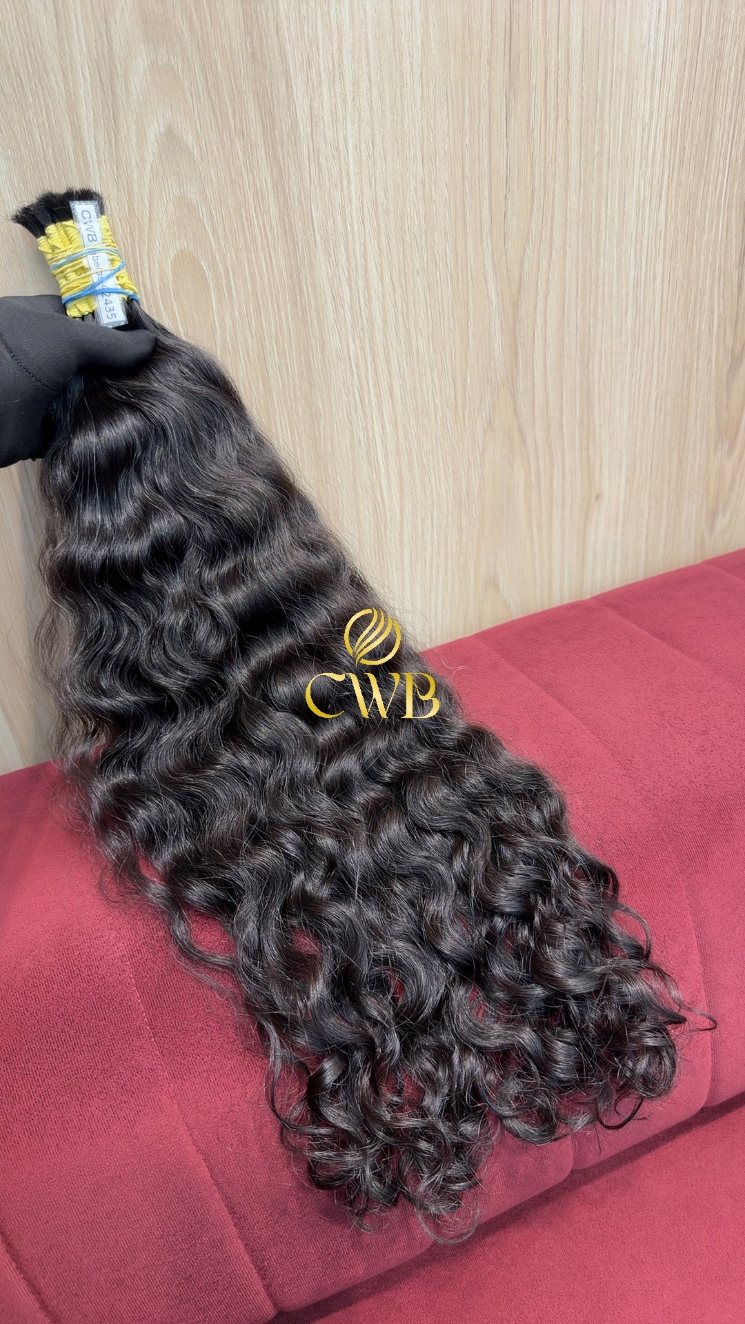 Cabelo castanho escuro natural 60cm 228g — CWB Cabelos Humanos