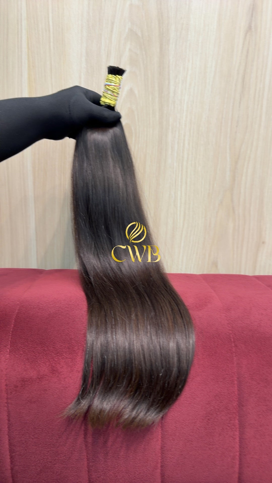 Textura do mega hair castanho claro ondulado natural CWB — peça única