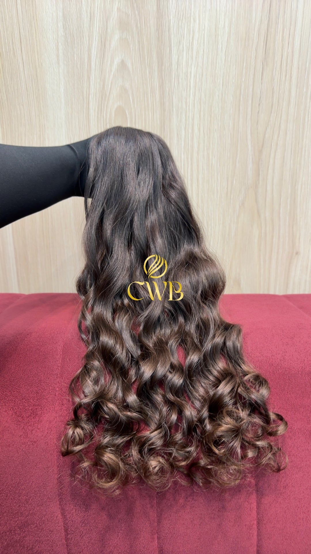 Cabelo loiro escuro 50cm sendo medido — 110g brasileiro do Sul
