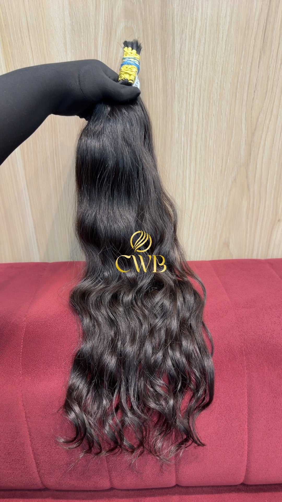 Mega hair castanho escuro ondulado 60cm — peça exclusiva CWB