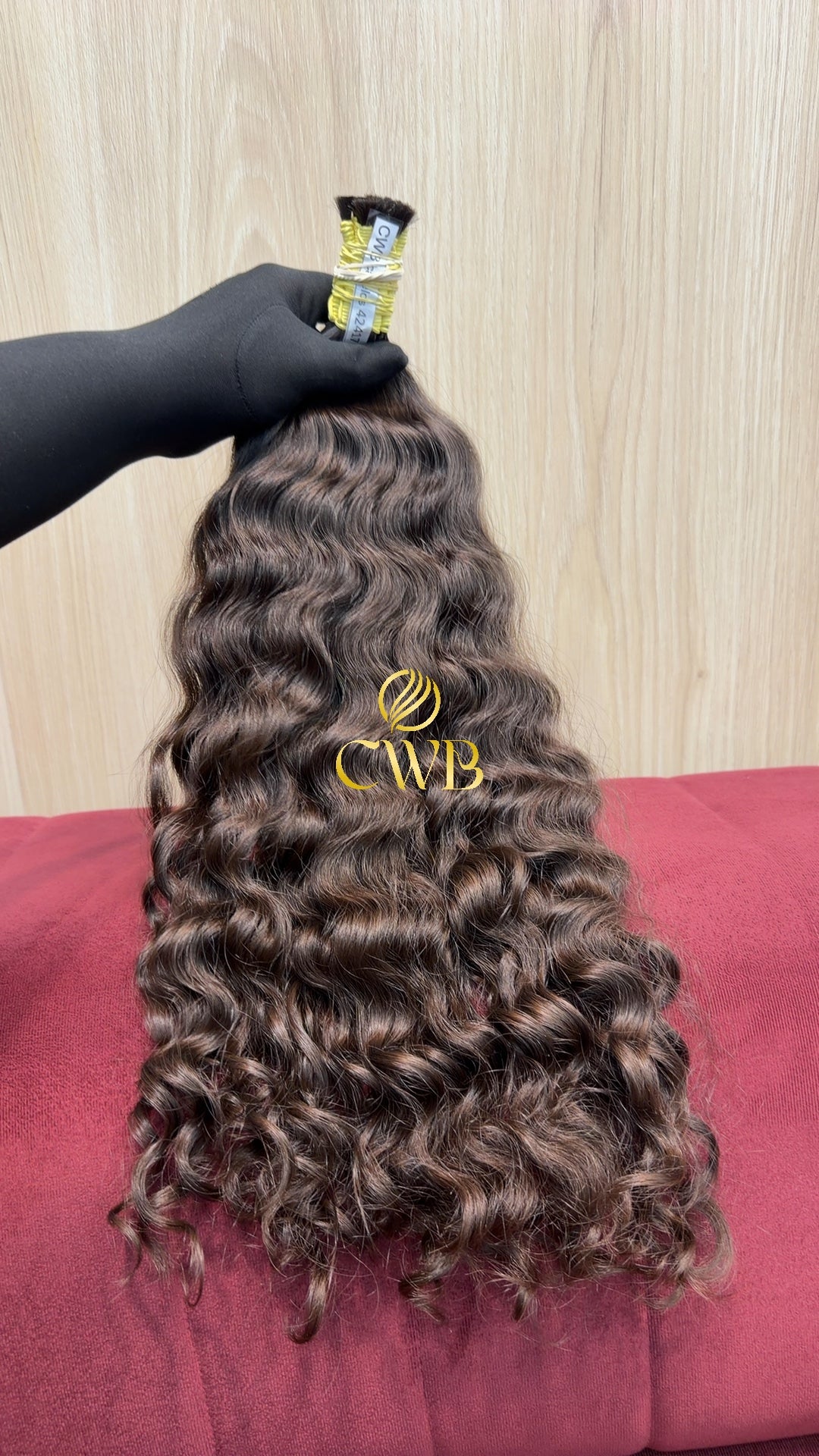 Mega hair castanho claro cacheado 52cm — peça exclusiva CWB