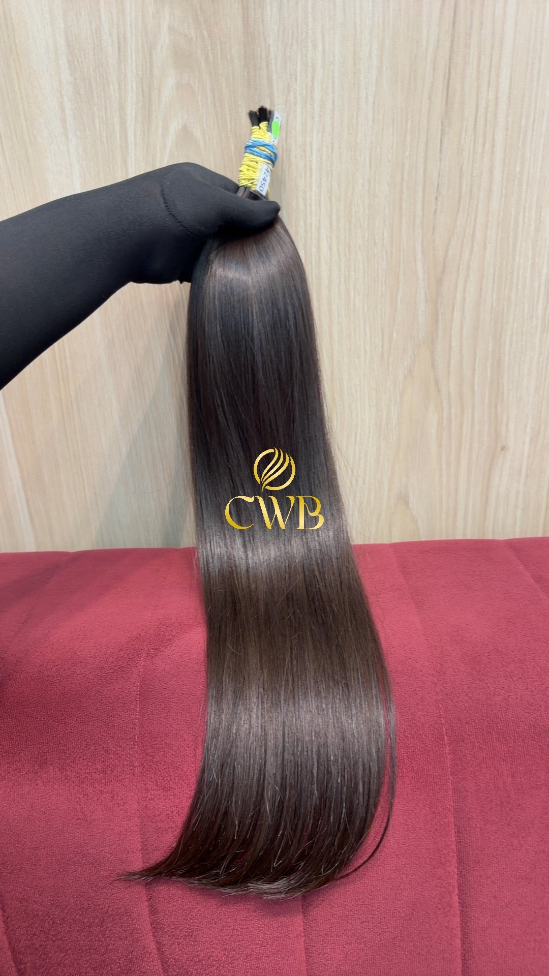 Textura do mega hair castanho médio liso natural CWB — peça única