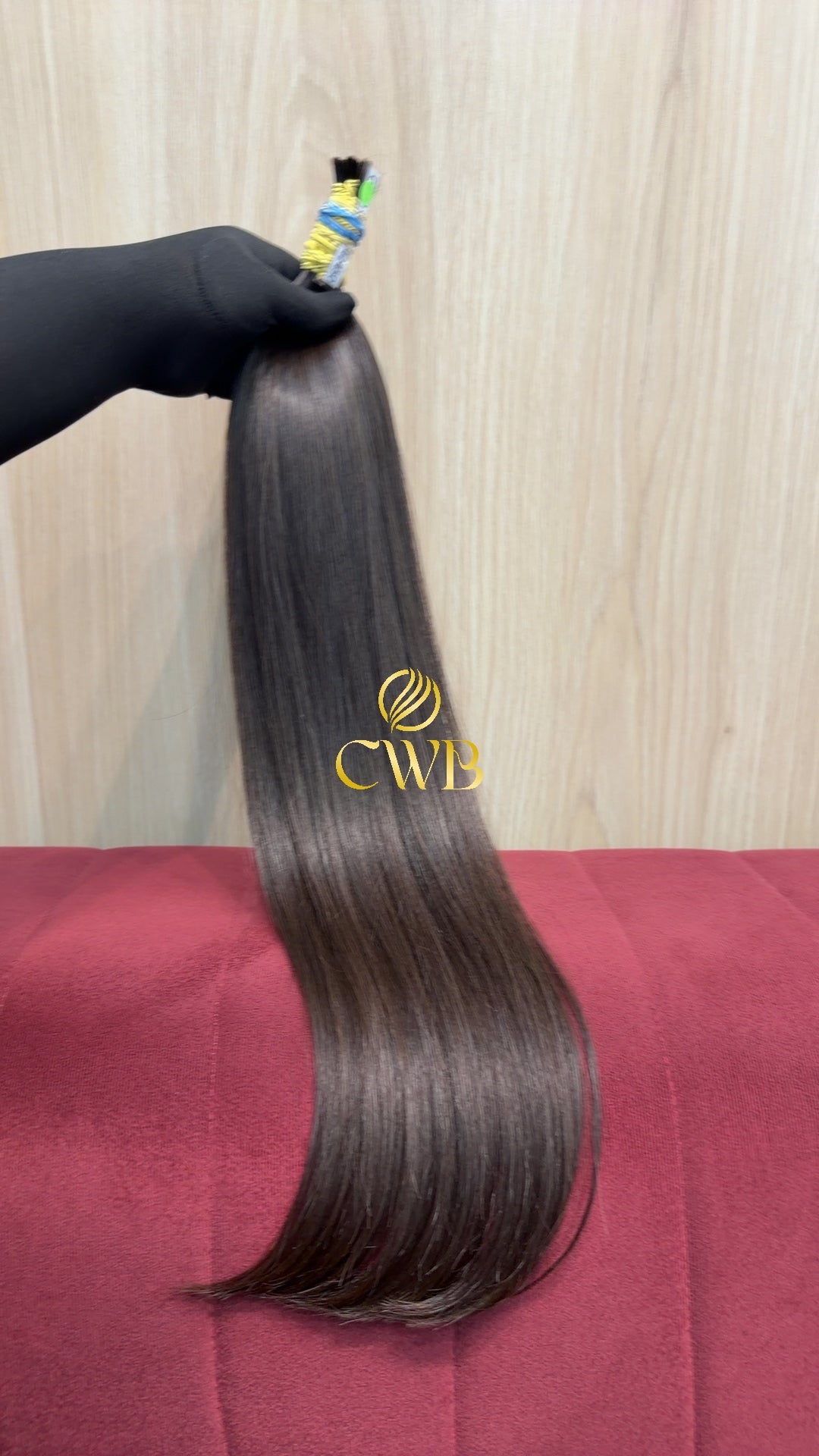 Mega hair castanho médio liso 63cm — peça exclusiva CWB