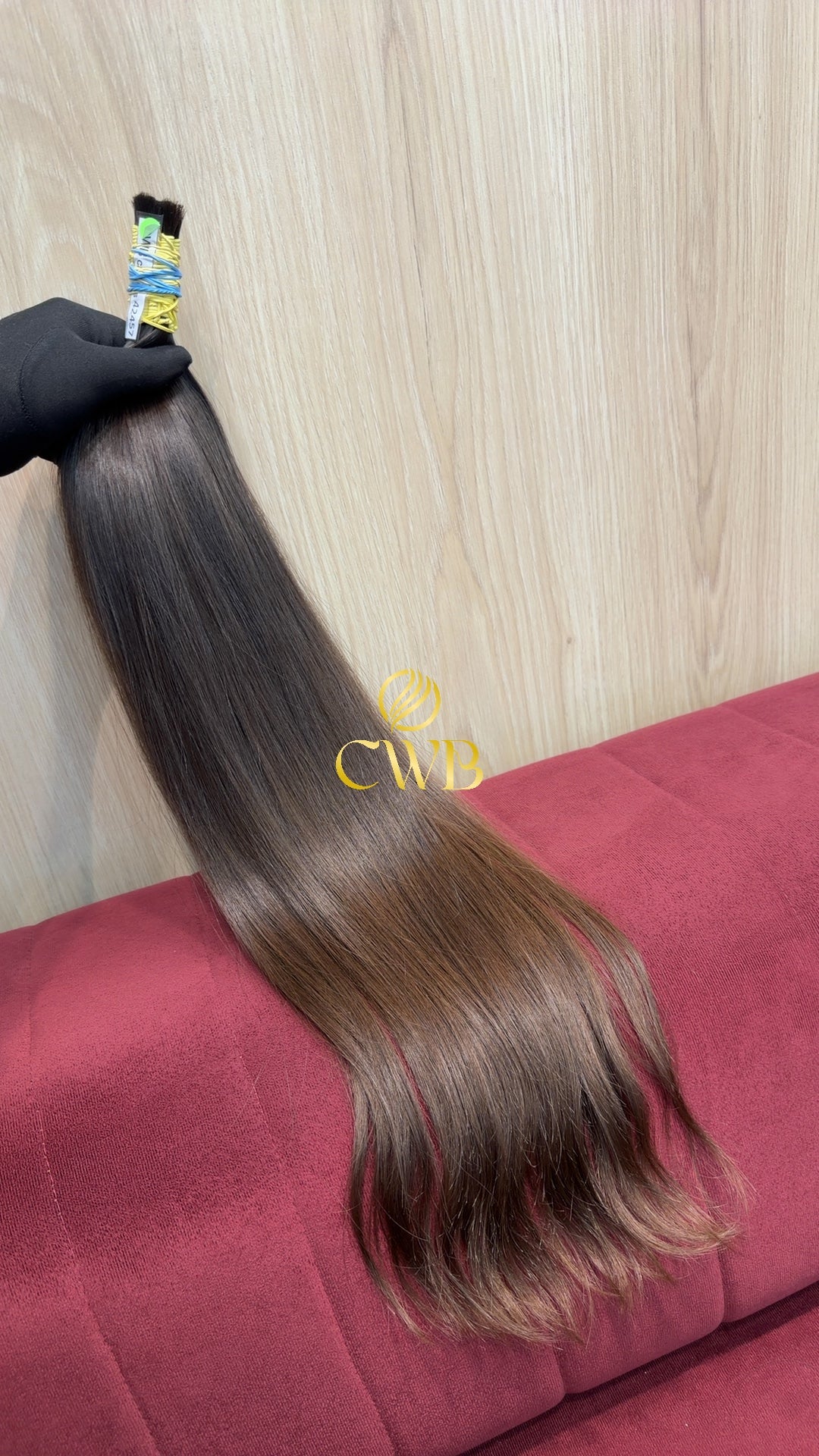 Cabelo castanho claro natural 65cm 102g — CWB Cabelos Humanos