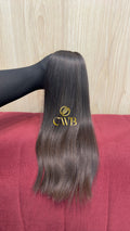Cabelo humano natural castanho escuro liso 44cm 82g — mega hair peça única CWB, vista de trás