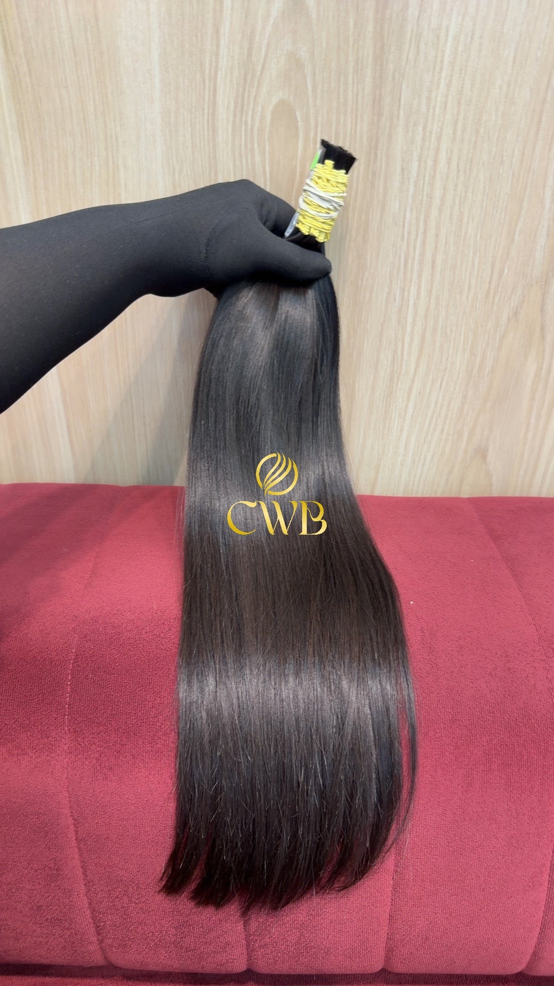 Textura do mega hair castanho escuro liso natural CWB — peça única