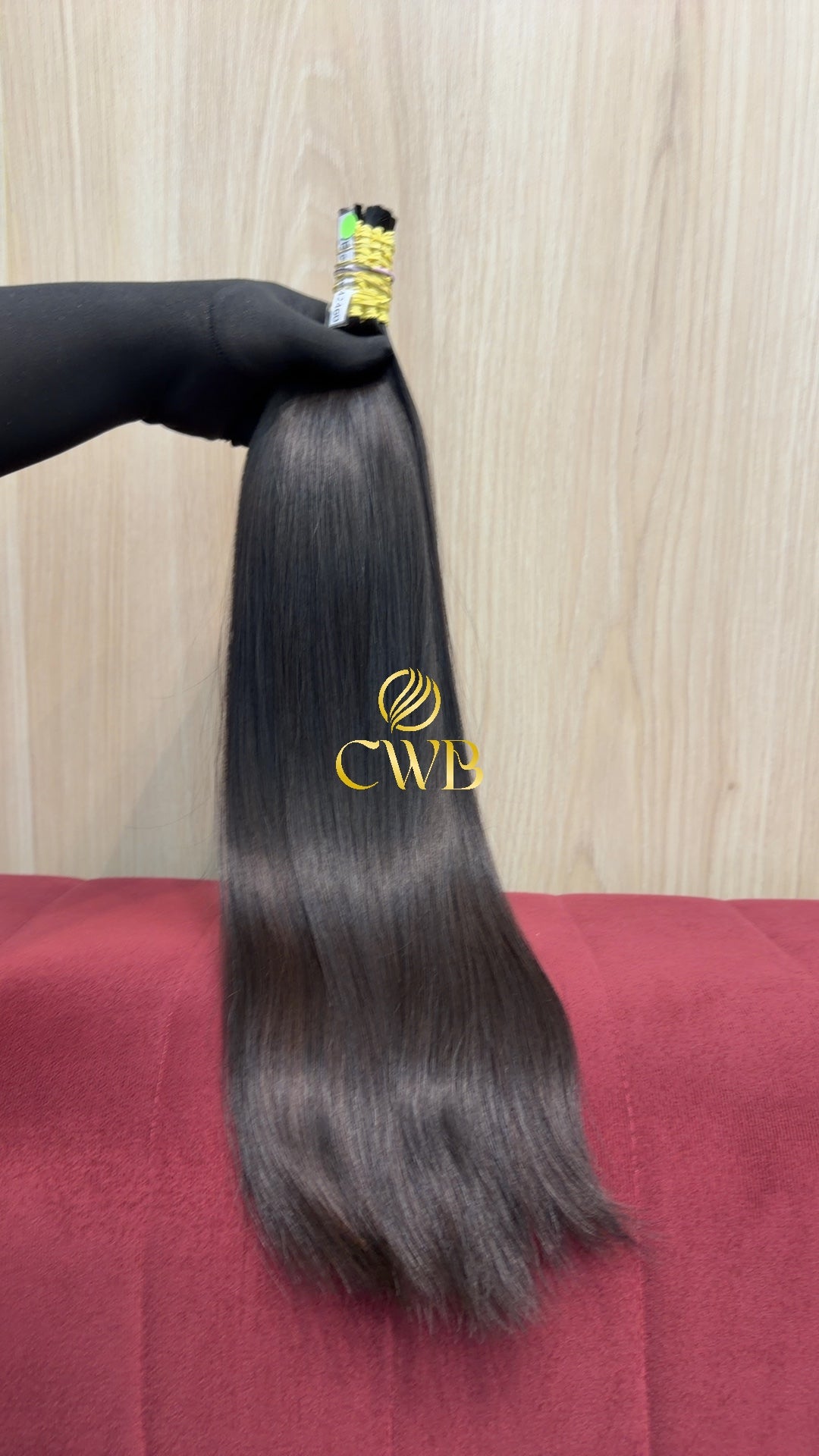 Textura do mega hair castanho escuro liso natural CWB — peça única