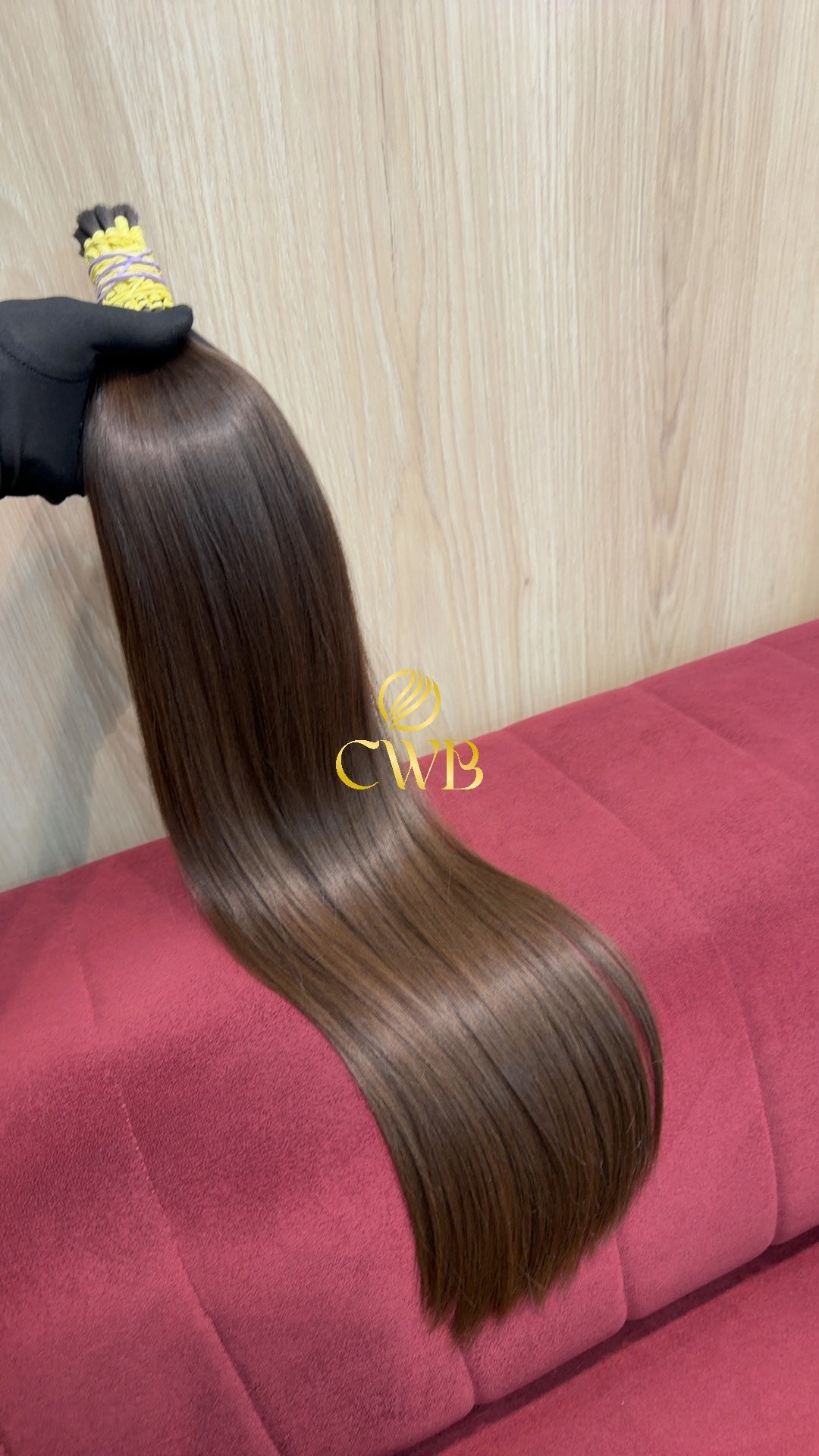 Cabelo loiro escuro natural 61cm 158g — CWB Cabelos Humanos