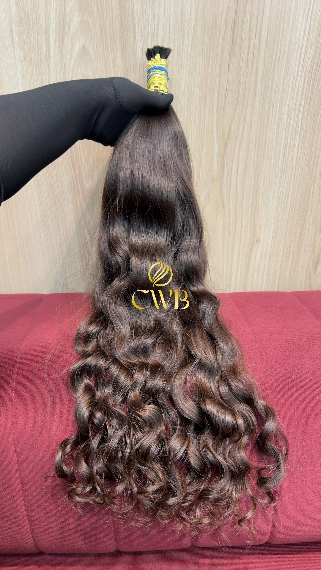 Mega hair castanho claro liso 61cm — peça exclusiva CWB