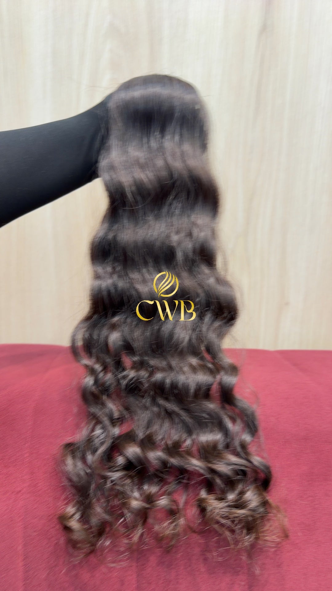 Cabelo Castanho Natural Médio 54cm 77g Brasileiro do Sul