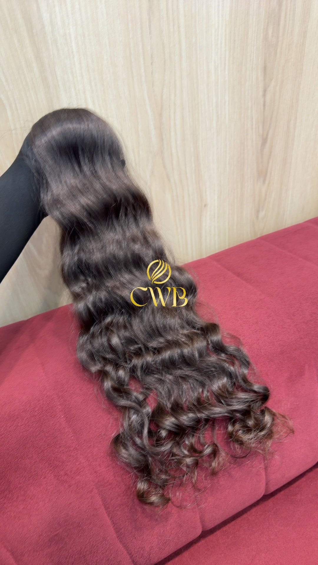 Cabelo Castanho Natural Médio 54cm 77g Brasileiro do Sul