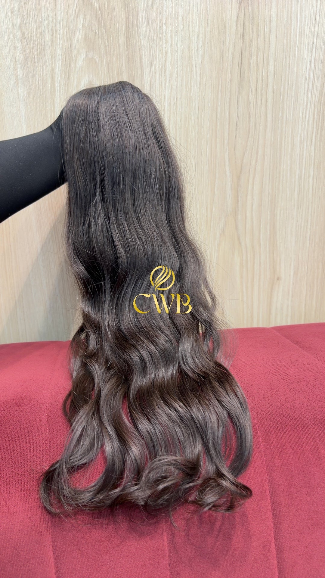 Cabelo Castanho Natural Médio 59cm 93g Brasileiro do Sul