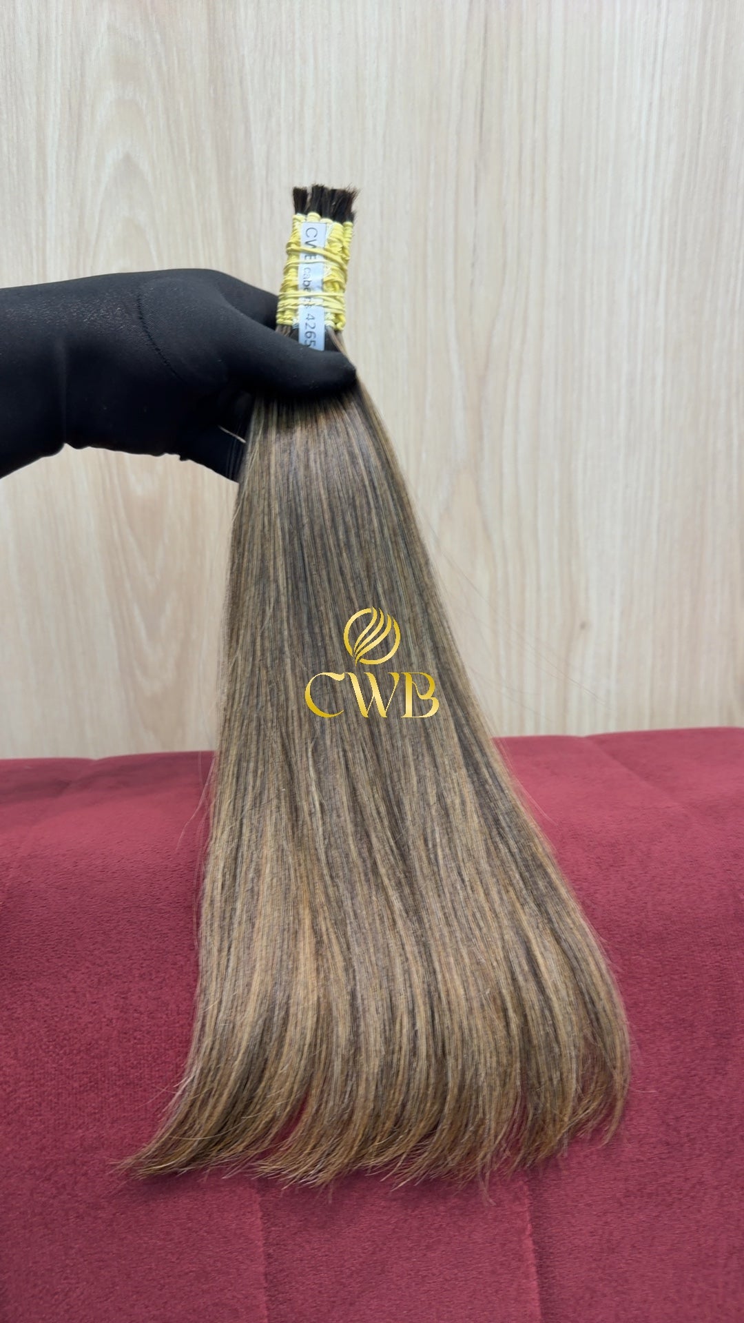 Cabelo loiro descolorido mesclado natural 42cm 91g — CWB Cabelos Humanos