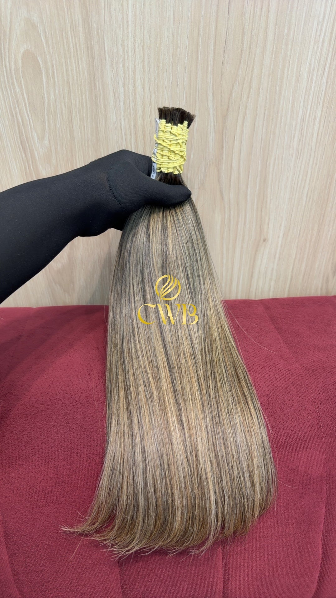 Mega hair loiro descolorido mesclado 44cm — peça exclusiva CWB