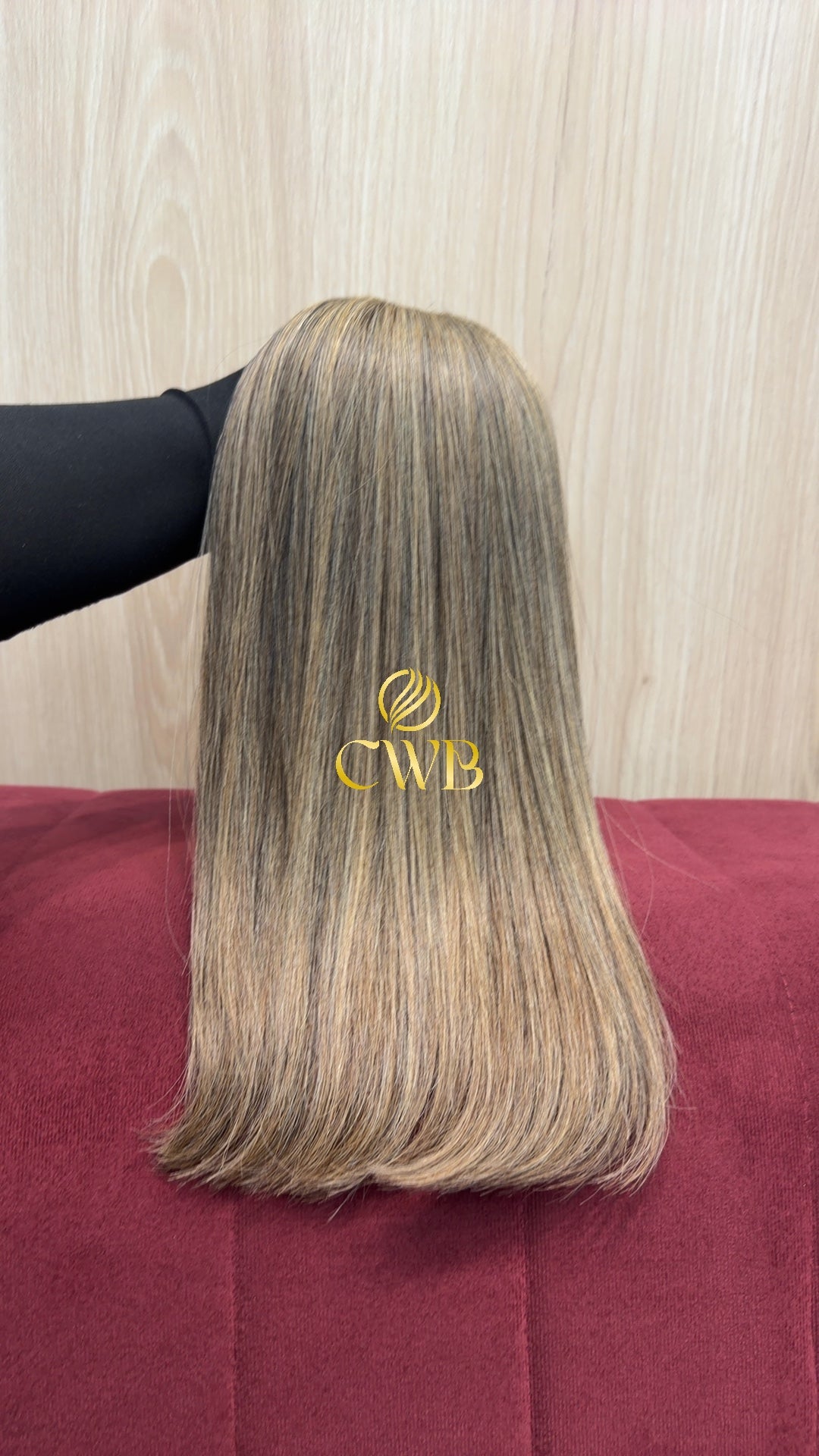 Cabelo loiro descolorido mesclado 44cm sendo medido — 128g brasileiro do Sul