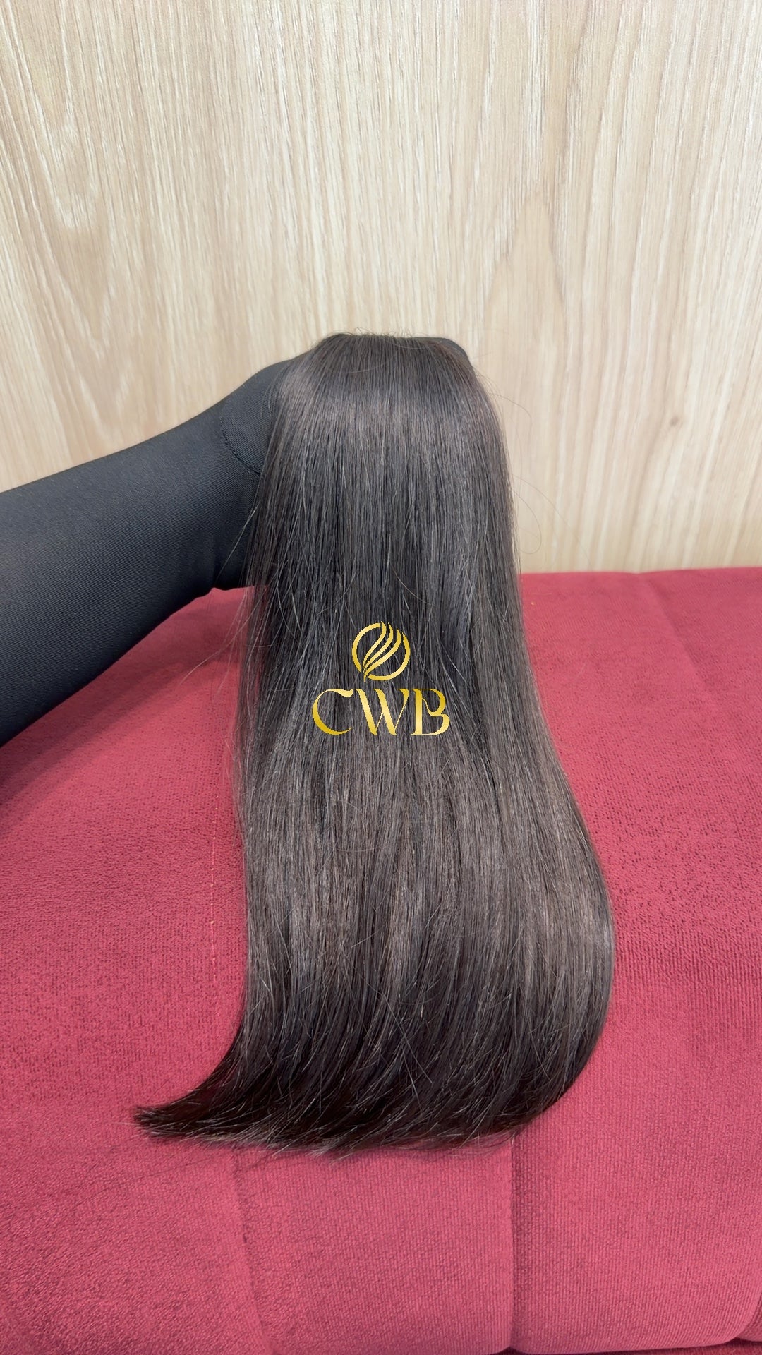 Cabelo humano natural castanho médio 39cm 54g — mega hair peça única CWB, vista de trás