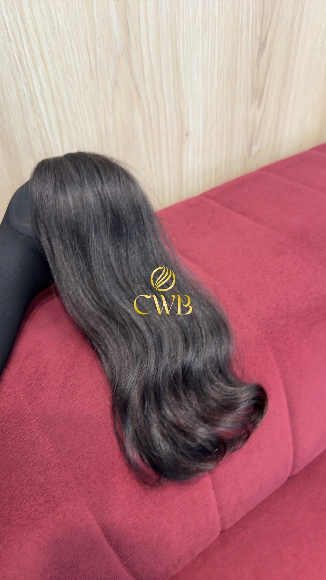 Cabelo humano natural castanho escuro 36cm 29g — mega hair peça única CWB, vista de trás