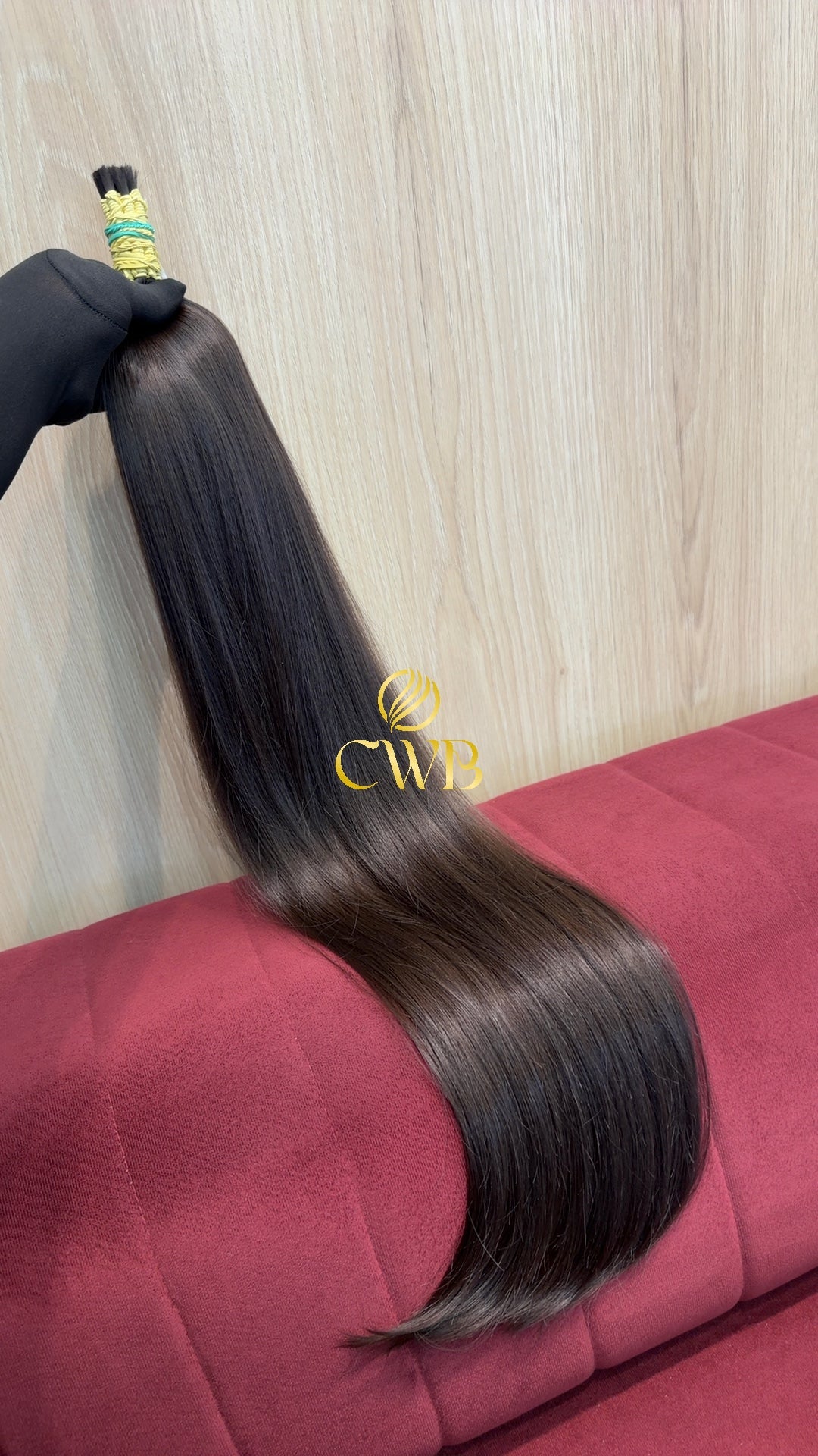 Cabelo castanho claro natural 77cm 114g — CWB Cabelos Humanos