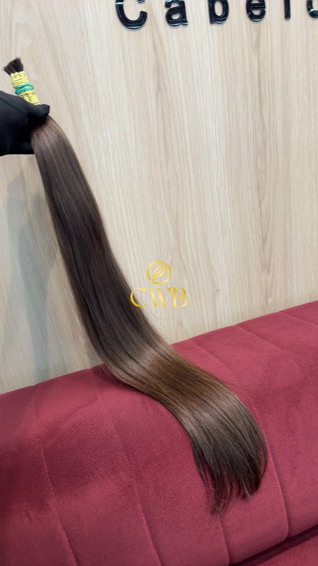 Cabelo castanho claro natural 74cm 117g — CWB Cabelos Humanos