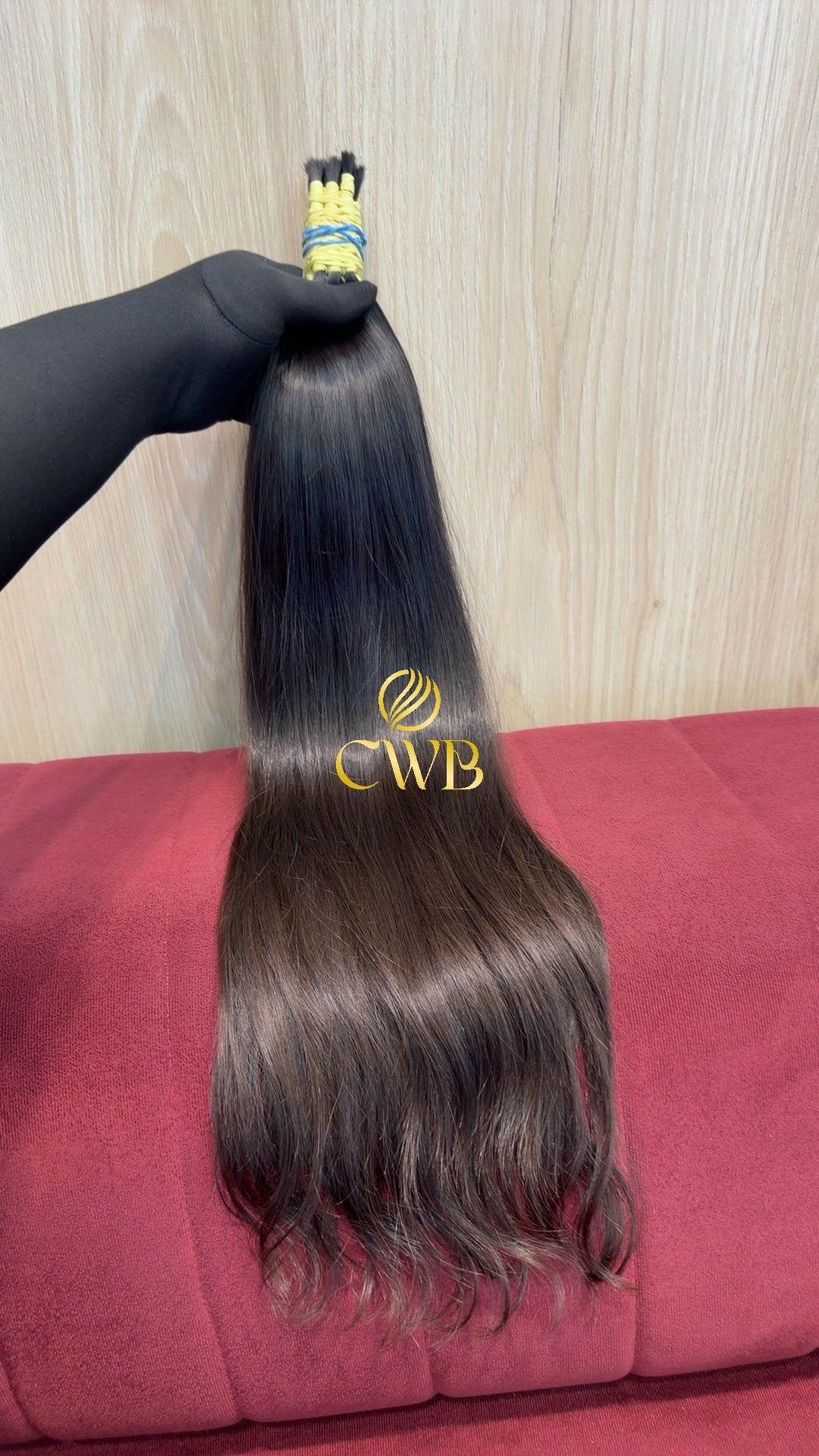 Mega hair castanho médio ondulado 60cm — peça exclusiva CWB