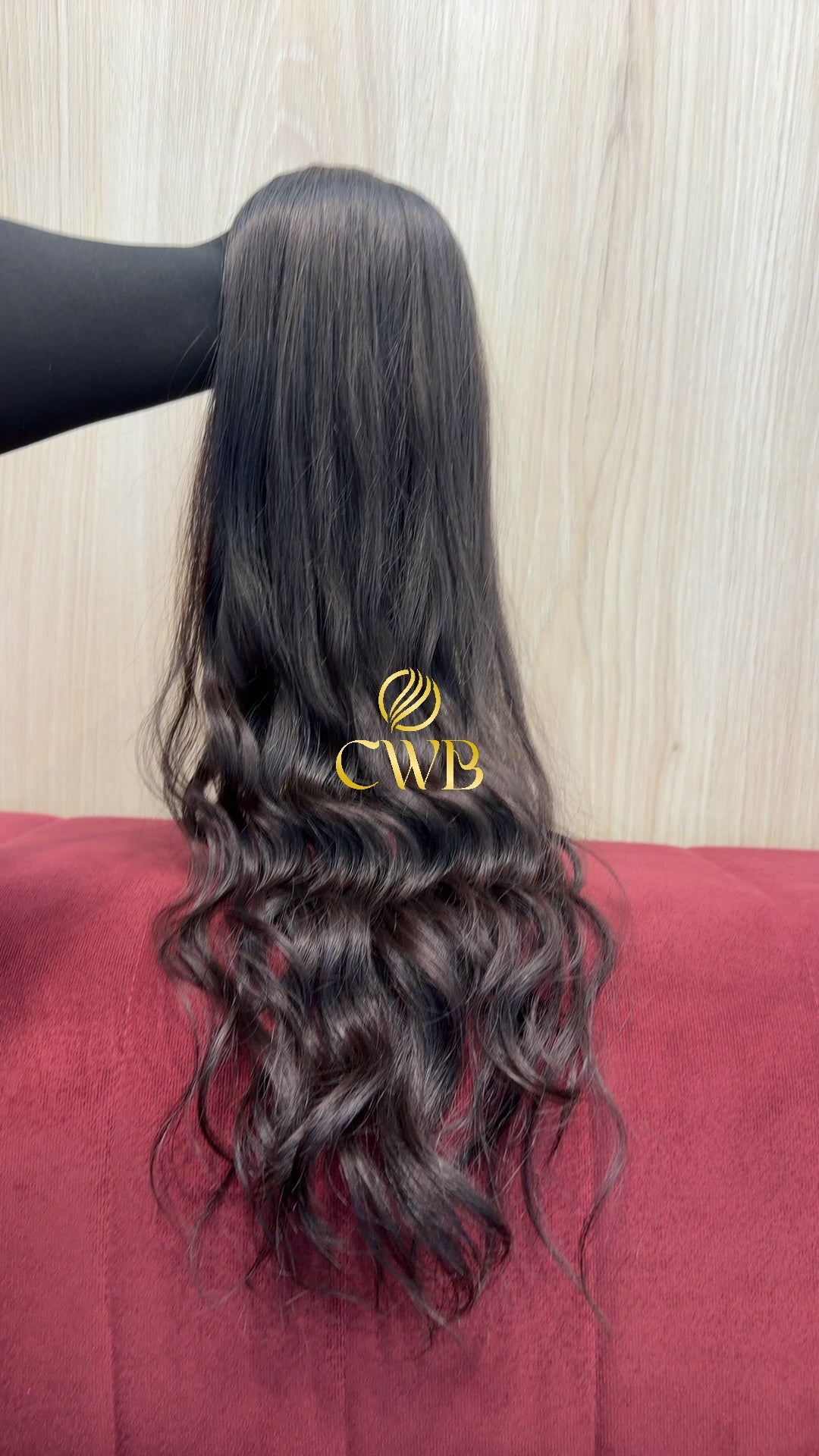 Cabelo Castanho Escuro 68cm 141g Brasileiro do Sul