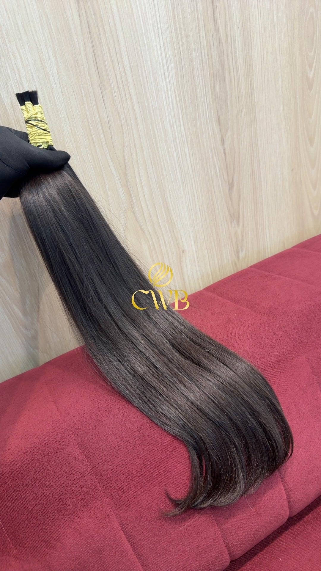 Cabelo castanho claro natural 59cm 90g — CWB Cabelos Humanos