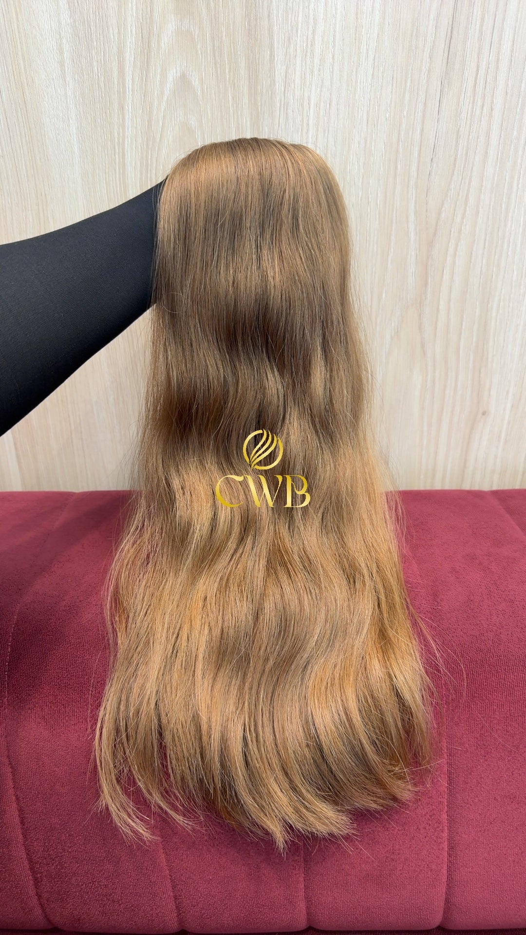 Cabelo loiro claro 58cm sendo medido — 221g brasileiro do Sul